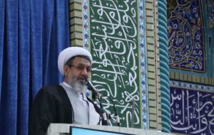 امام جمعه کرمان بر تربیت دینی، وحدت ملی و استمرار مقاومت تأکید کرد