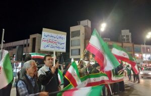 حضور گسترده مردم کرمان در میدان آزادی در شب بیست‌ونهم