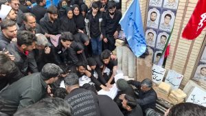 کویرِ تشنهٔ کرمان، از شهد خونِ غیرت سیراب شد