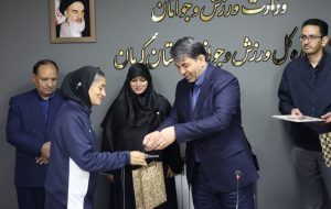 قدردانی از هدایت مسئولانه تیم ملی فوتبال بانوان در بازگشت به کشور قدردانی از هدایت مسئولانه تیم ملی فوتبال بانوان در بازگشت به کشور