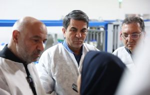 تداوم فعالیت واحدهای تولیدی و حمایت از بازنشستگان با تسهیلات ۲۰ میلیونی