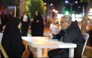 روایتی از معلمانی که شبهای رفسنجان را پرمعناتر کردهاند روایتی از معلمانی که شبهای رفسنجان را پرمعناتر کردهاند